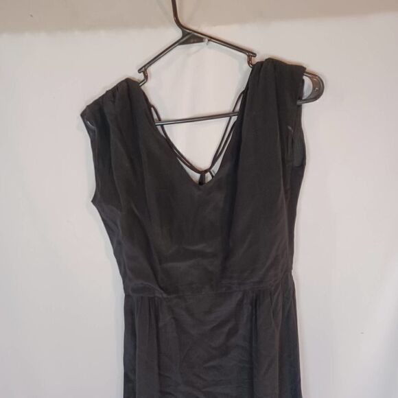 No. 6 Store New York 100% Silk Black Open Back Midi Sleeveless Dress 2 - Picture 3 of 10
